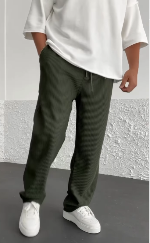 Pantaloni Uomo Moderni