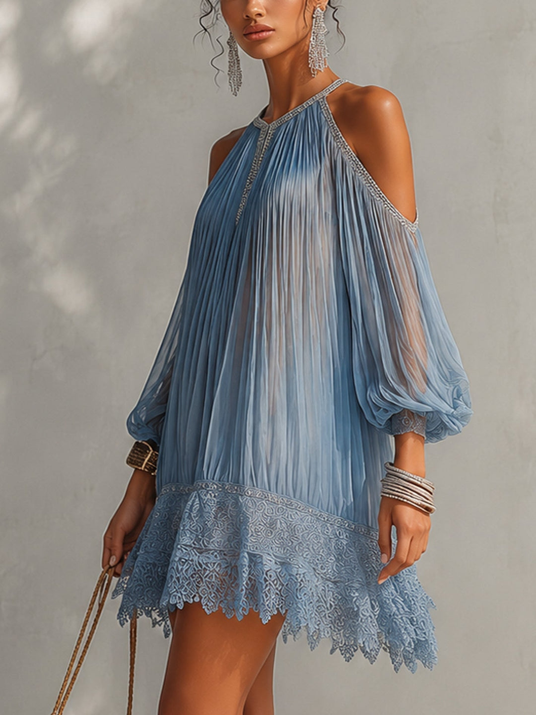 Clara | Mini Abito Blu con Orlo in Pizzo