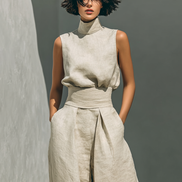 Eleganza in cotone - Completo composto da top e pantaloni ampi in cotone e lino dallo stile minimalista per donna
