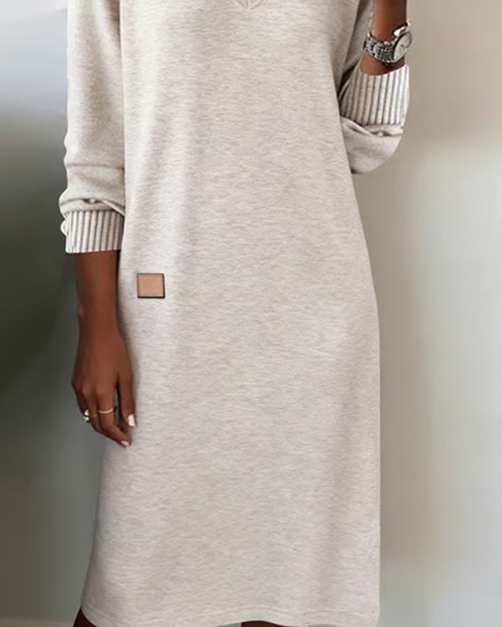 Edera | Abito in Maglia con Scollo a V
