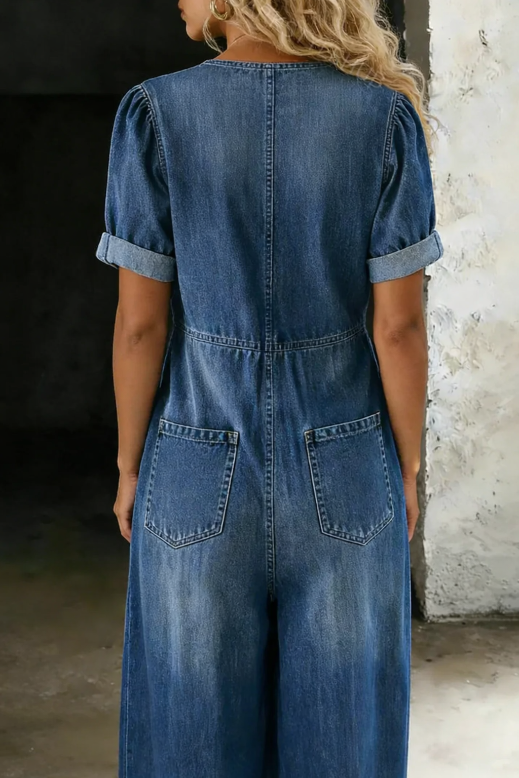 Roberta | Tutina Corta in Denim con Scollo a V
