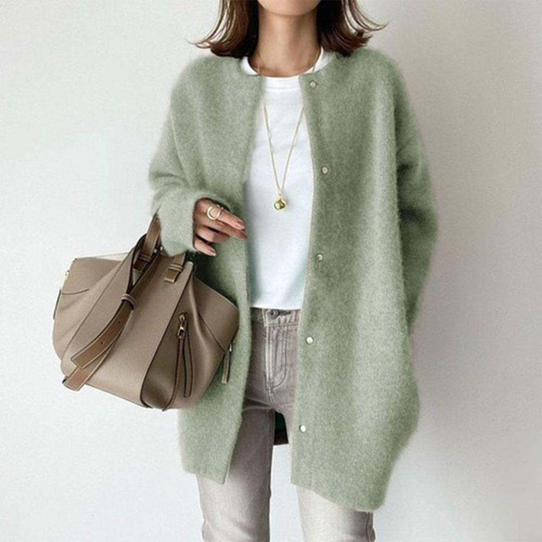 La brillantezza del cashmere | Elegante cardigan in pelle scamosciata