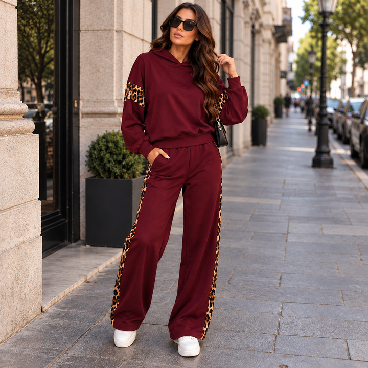 Nicoletta | Tuta Sporty-Chic con Inserti Animalier