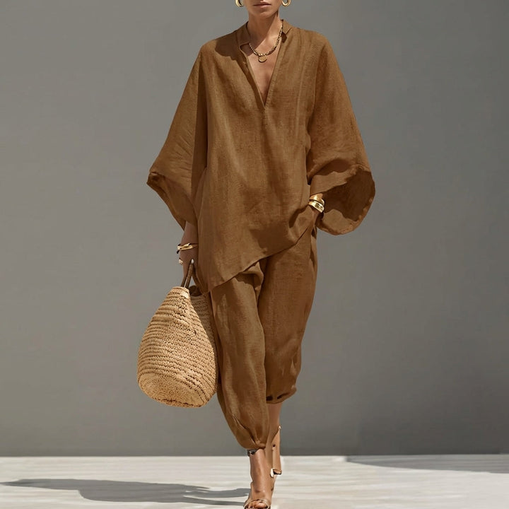 Cecilia | Completo Comfort con Scollo a V