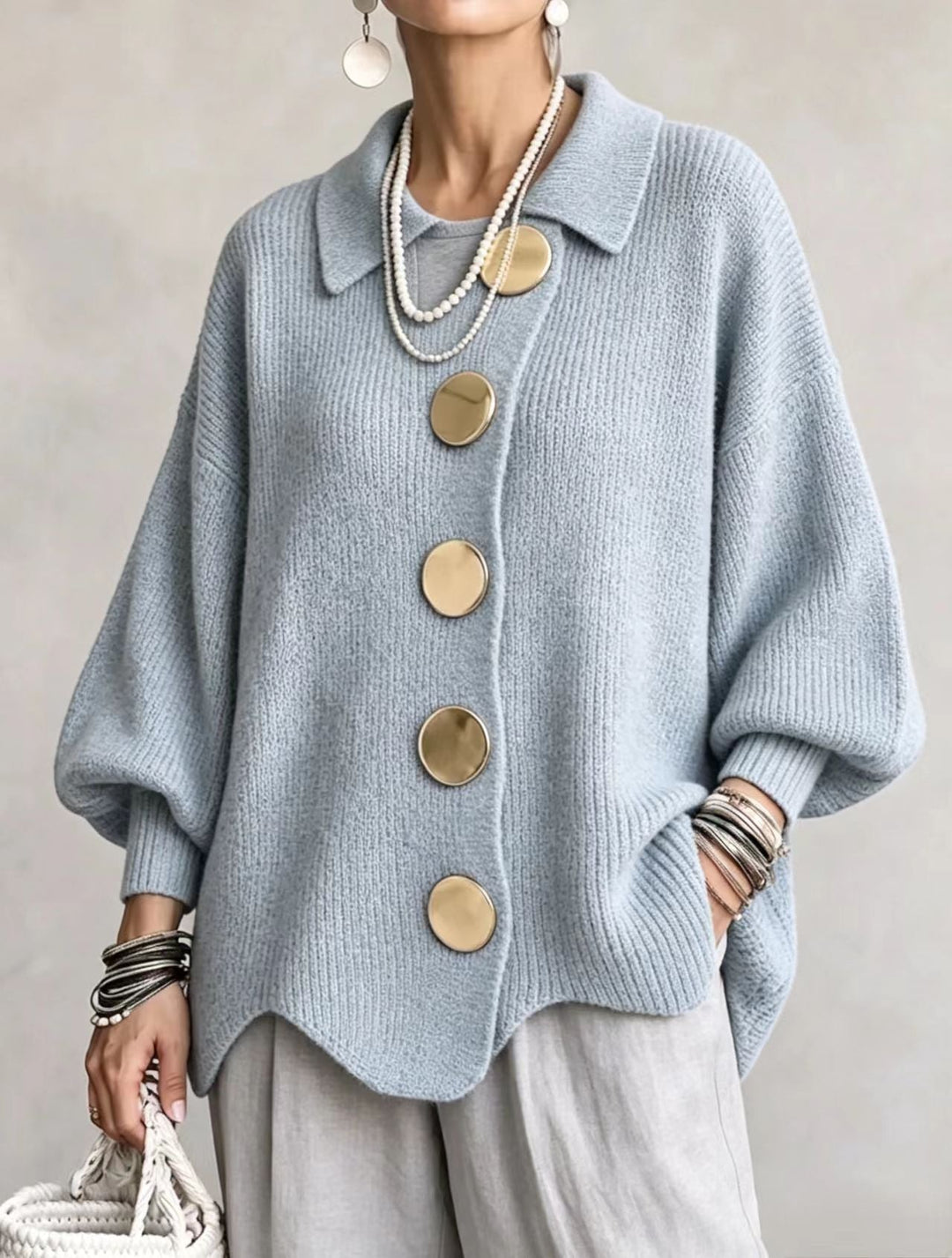 Solidea | Cardigan Oversize con Grandi Bottoni Dorati