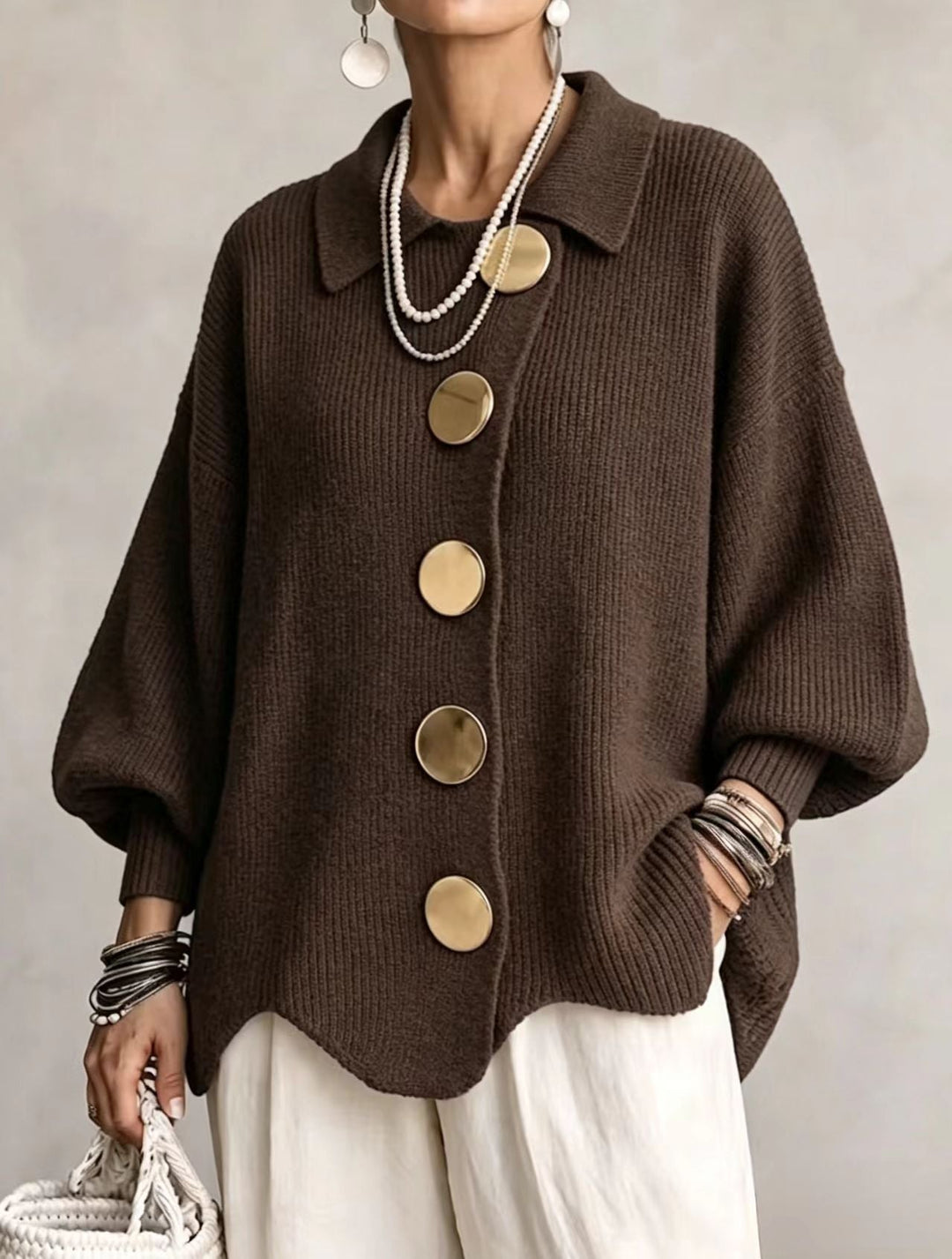 Solidea | Cardigan Oversize con Grandi Bottoni Dorati