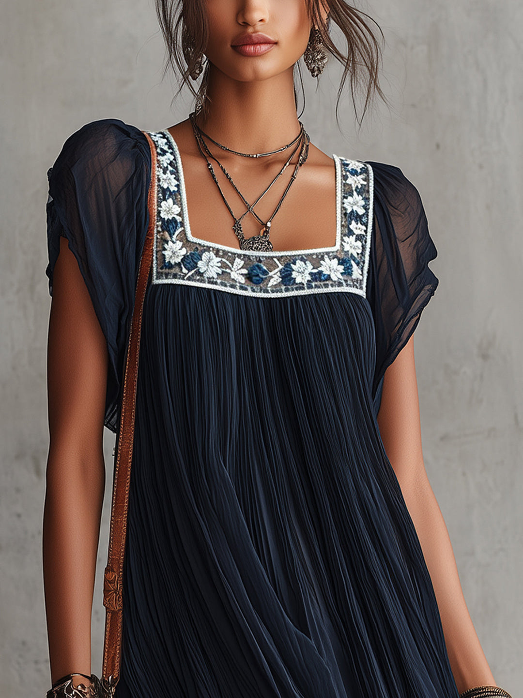Orsola | Mini Abito in Chiffon Ricamato